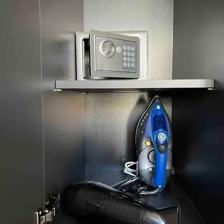 Appartement New! High-street Stylish Flat *
