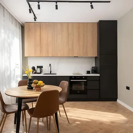 New! High-street Stylish Flat Appartement
